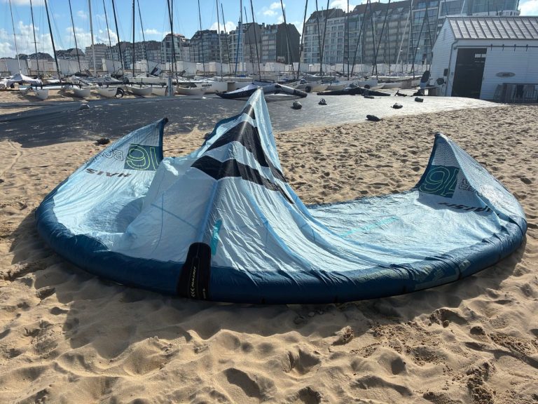Naish Boxer 16m tweedehands kite te koop bij Surf and Fly